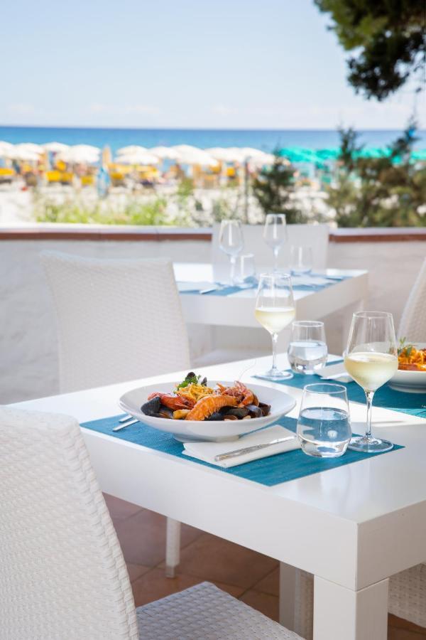 Tirreno Resort Кала-Либеротто Экстерьер фото