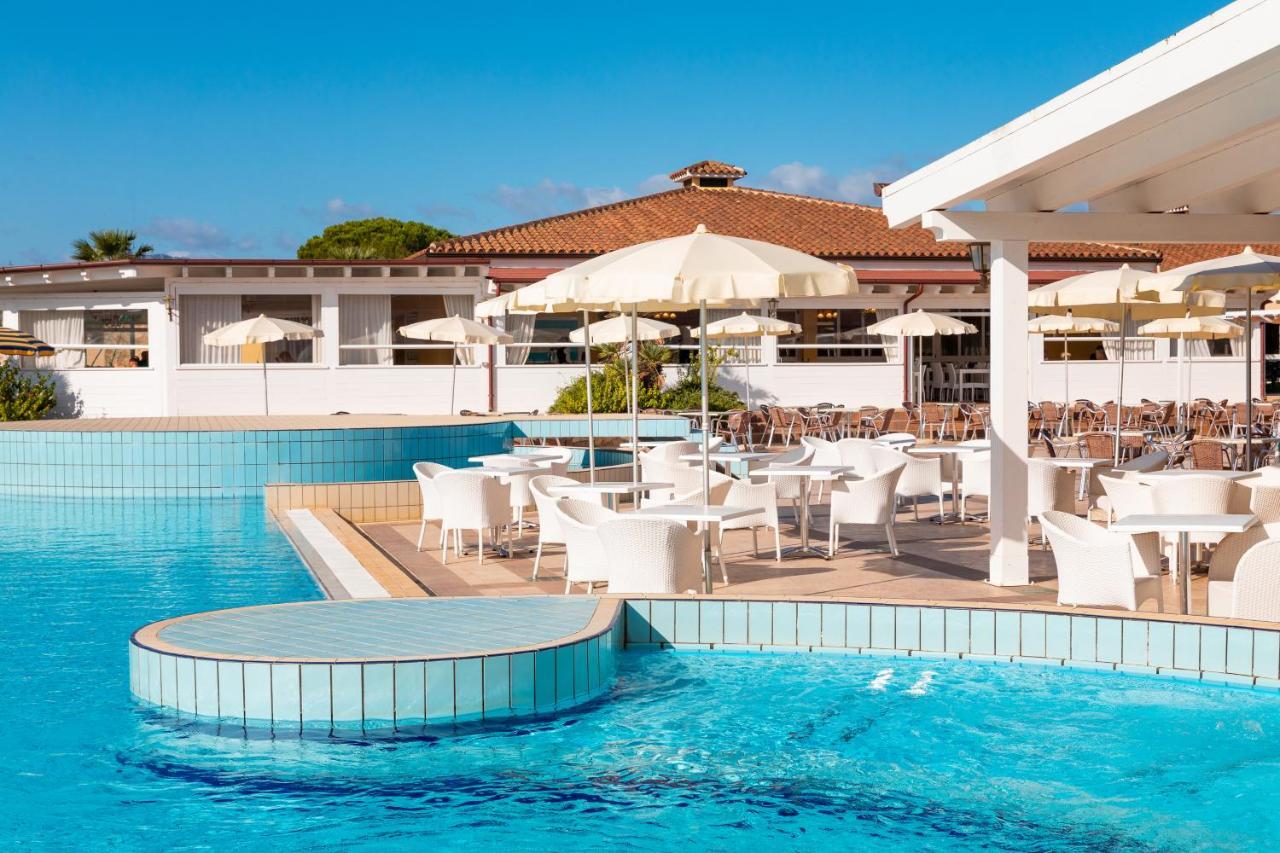 Tirreno Resort Кала-Либеротто Экстерьер фото