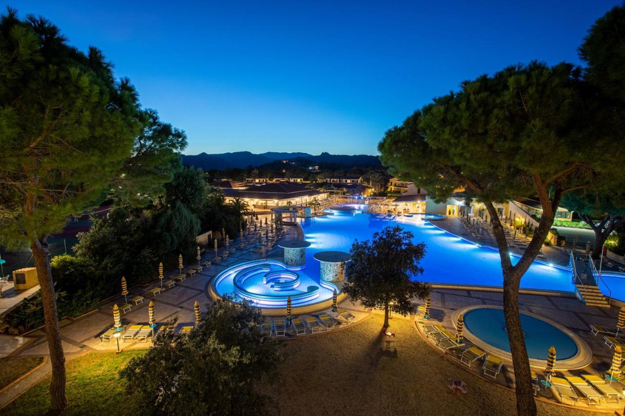 Tirreno Resort Кала-Либеротто Экстерьер фото
