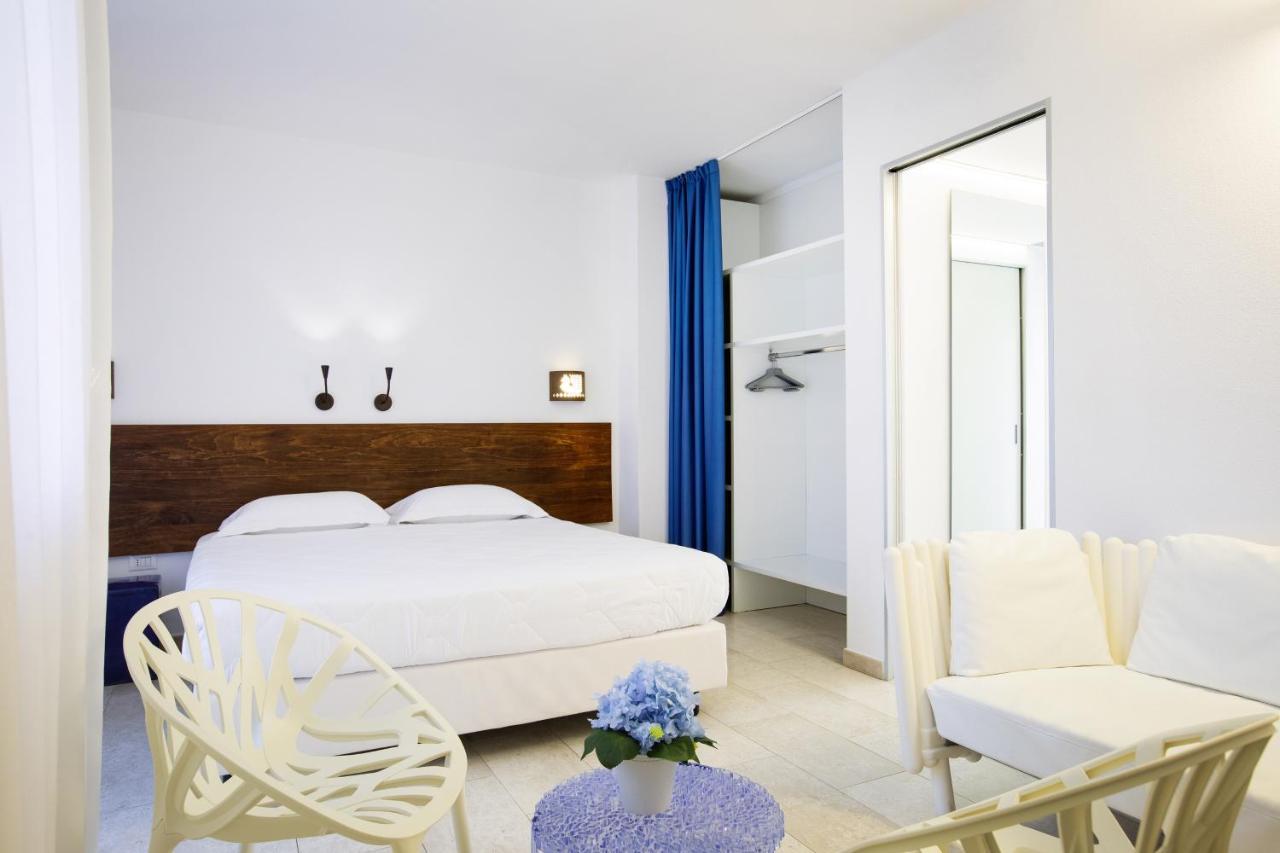 Tirreno Resort Кала-Либеротто Экстерьер фото