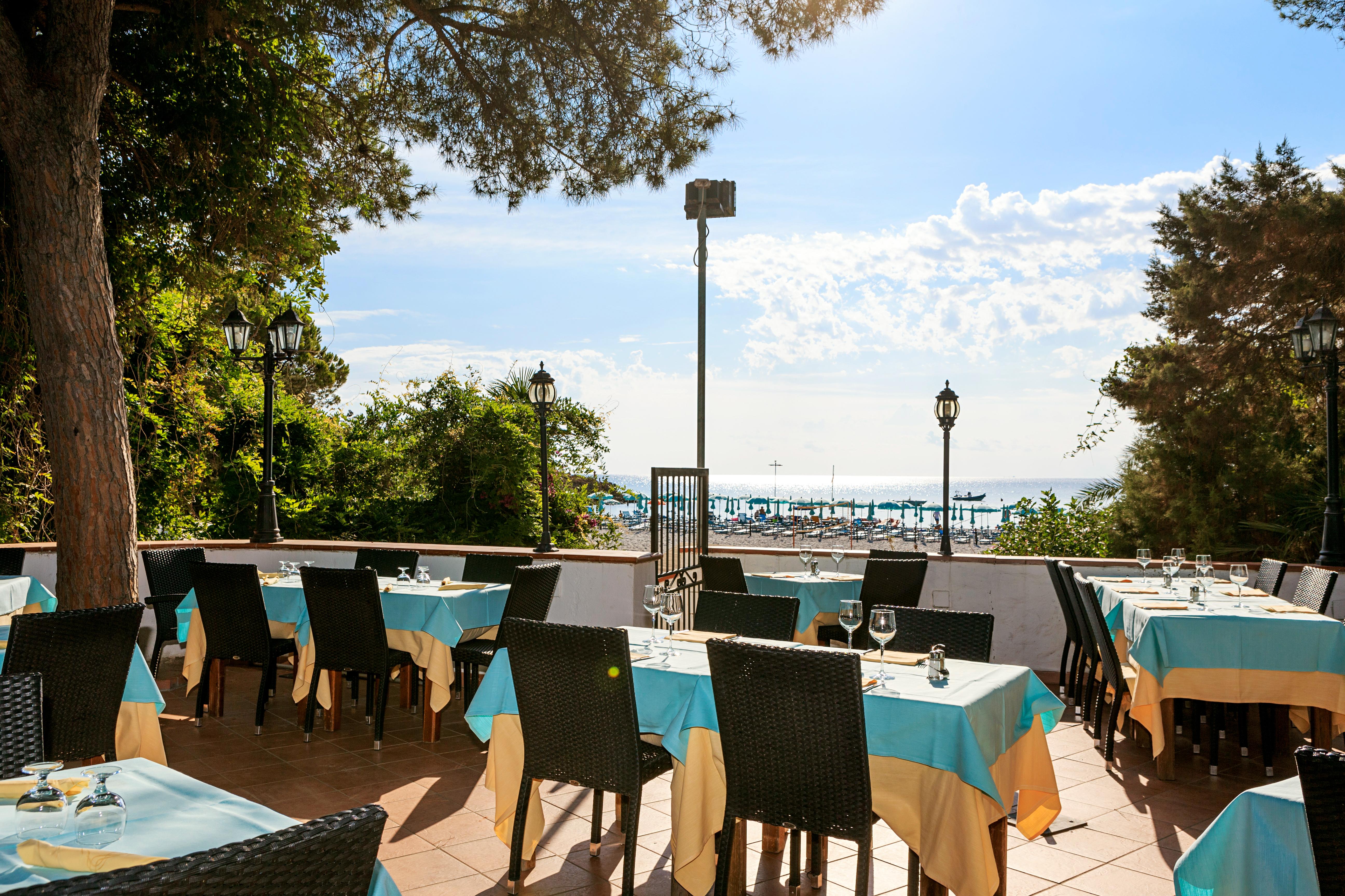 Tirreno Resort Кала-Либеротто Экстерьер фото